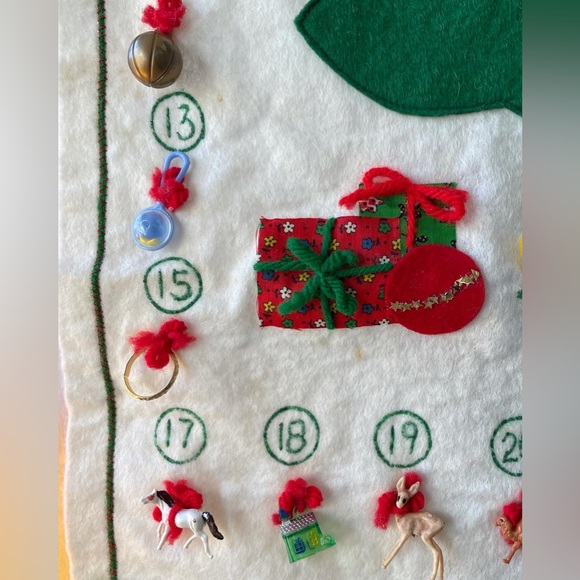 Handmade Vintage Advent Calendar - Picture 2 of 3